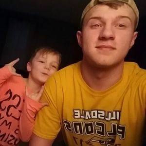 Meet your Posher, Dylan